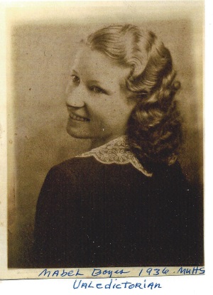 Mabel Neisinger Class Picture